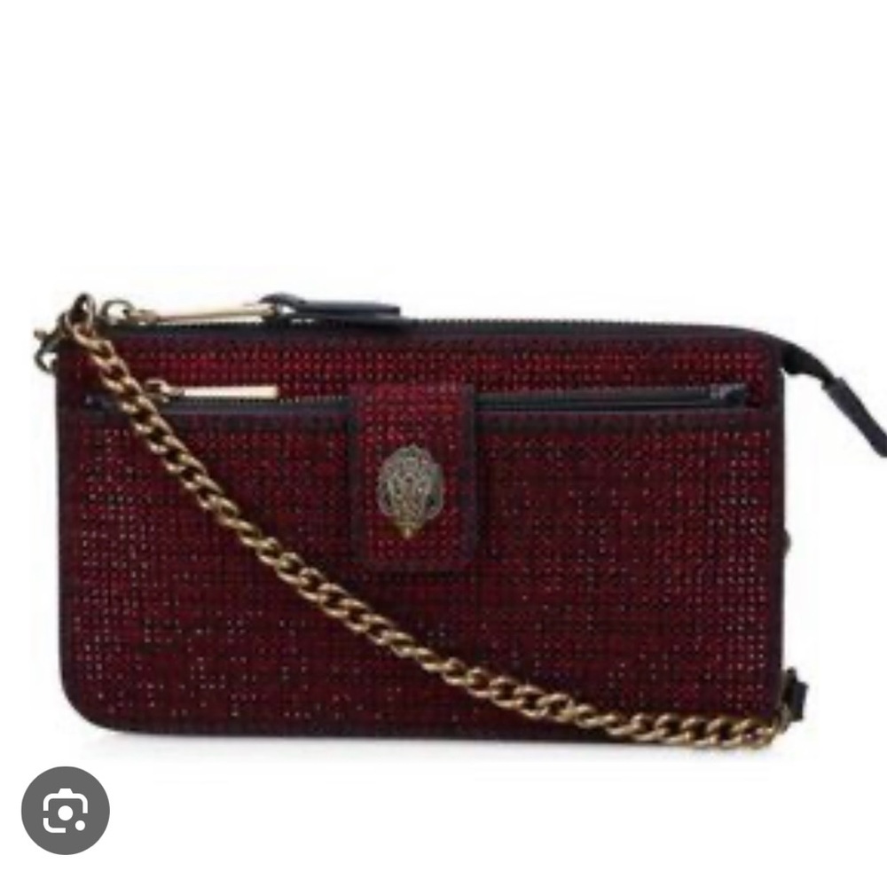 LOOKING TOBUY THIS PURSE!!!